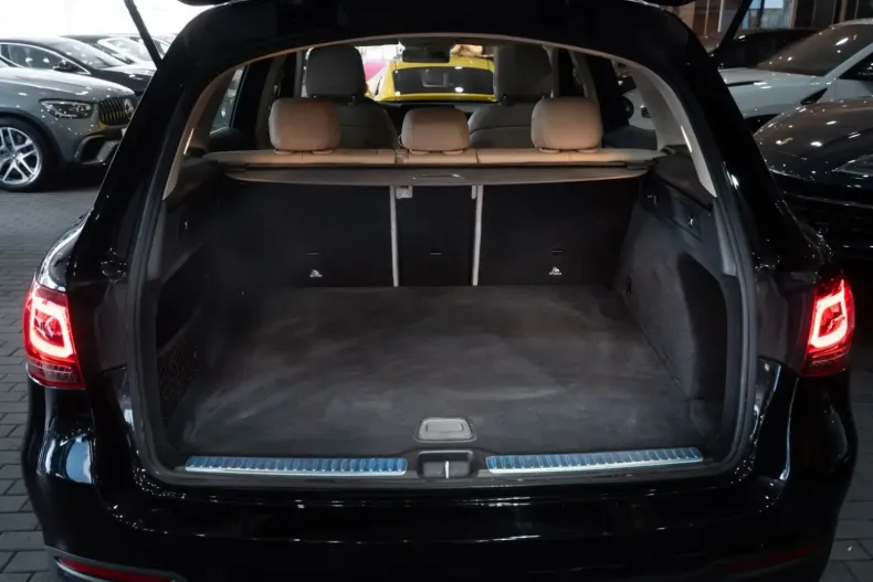 Mercedes-Benz GLC 400 din 2020 cu 59.803 km - oferta MER143534 - foto 25