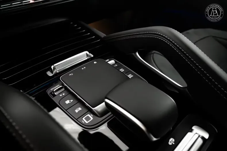 Mercedes-Benz GLE 53 AMG din 2025 cu 5.740 km - oferta MER143537 - foto 3