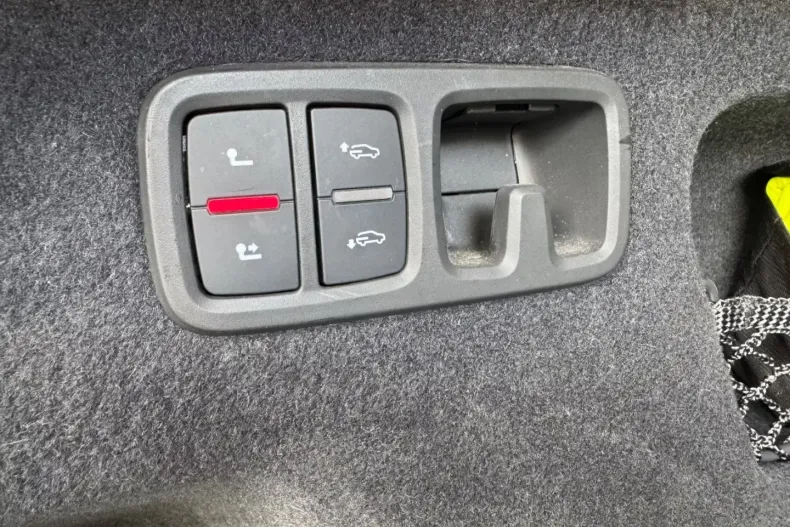 Audi Q8 din 2021 cu 74.000 km - oferta AUD143547 - foto 4