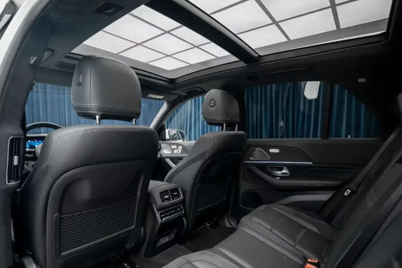 Mercedes-Benz GLE 53 AMG din 2025 cu 3.200 km - oferta MER143549 - foto 7