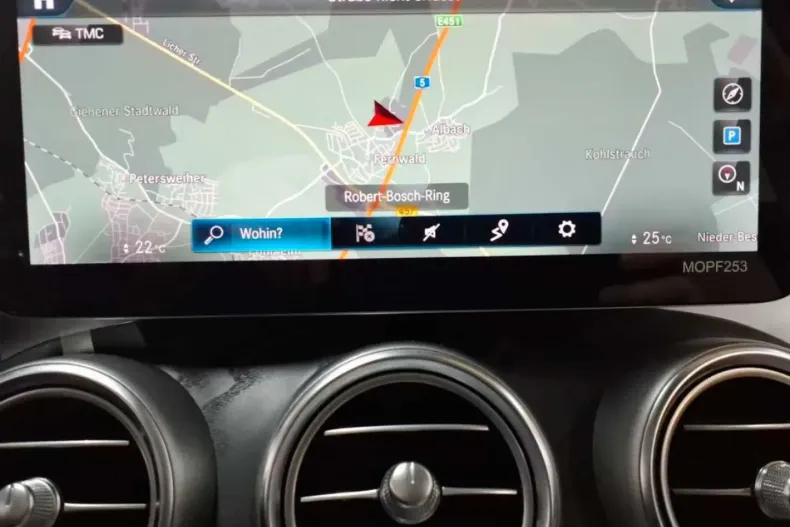 Mercedes-Benz GLC 300 din 2021 cu 78.014 km - oferta MER143553 - foto 13