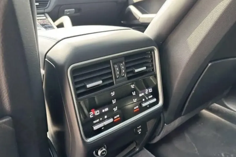 Porsche Cayenne din 2021 cu 74.896 km - oferta POR143556 - foto 10