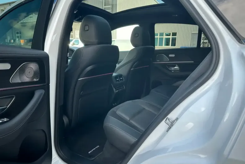 Mercedes-Benz GLE 53 AMG din 2025 cu 4.800 km - oferta MER143562 - foto 9