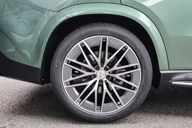 Mercedes-Benz GLE 53 AMG din 2025 cu 14.500 km - oferta MER143563 - foto 2