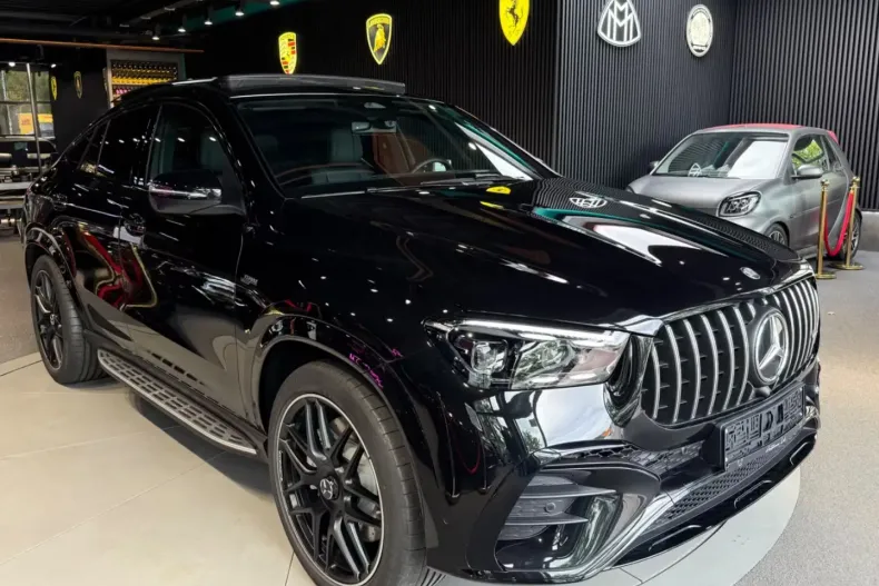 Mercedes-Benz GLE 53 AMG din 2025 cu 15 km - oferta MER143568 - foto 1