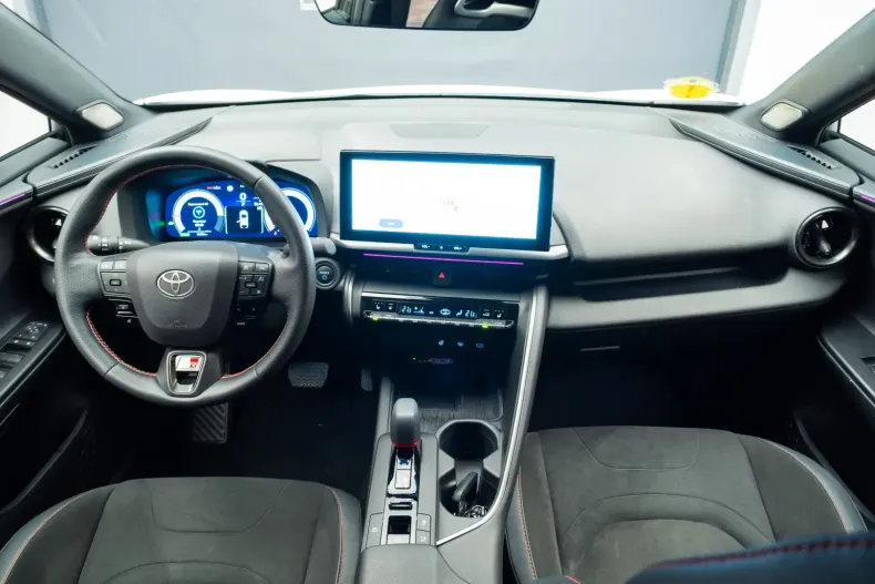 Toyota C-HR din 2024 cu 16.000 km - oferta TOY143574 - foto 9