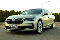 Skoda Superb din 2024 cu 16.600 km - oferta SKO143601 - foto 10