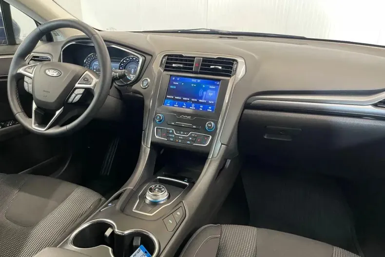 Ford Mondeo din 2021 cu 114.435 km - oferta FOR143620 - foto 8