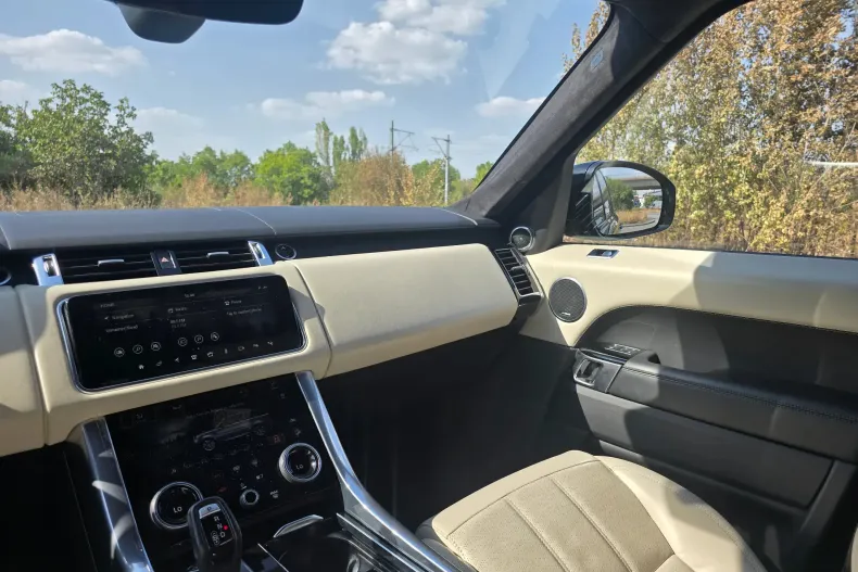 Land Rover Range Rover din 2020 cu 43.116 km - oferta LAN143641 - foto 12