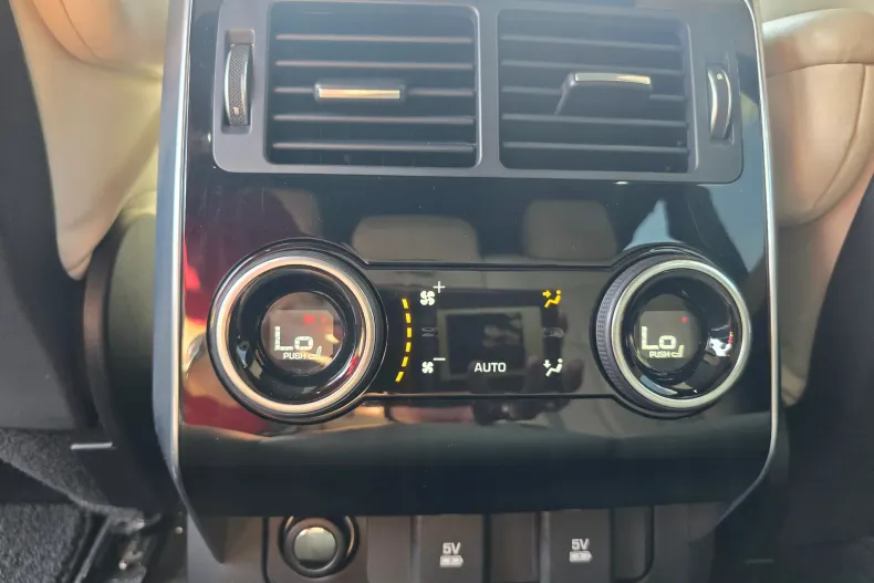 Land Rover Range Rover din 2020 cu 43.116 km - oferta LAN143641 - foto 18