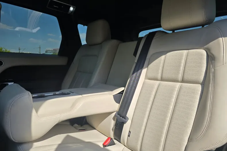 Land Rover Range Rover din 2020 cu 43.116 km - oferta LAN143641 - foto 19