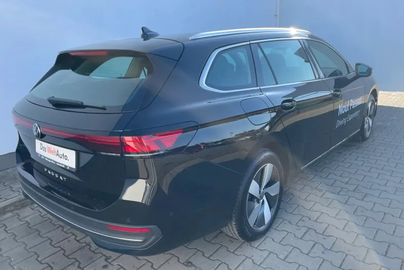 Volkswagen Passat din 2024 cu 8.400 km - oferta VOL143648 - foto 5