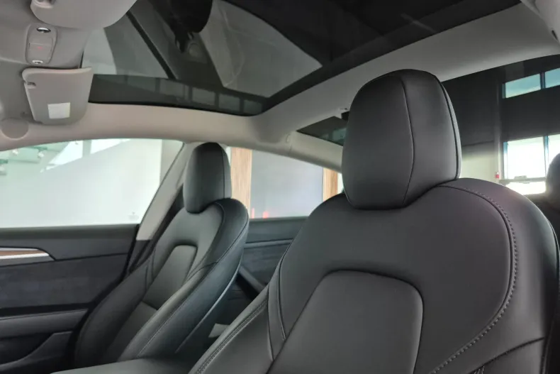 Tesla Model 3 din 2021 cu 88.000 km - oferta TES143652 - foto 13