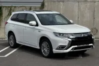 Mitsubishi Outlander din 2020 cu 120.512 km - oferta MIT143654 - foto 3