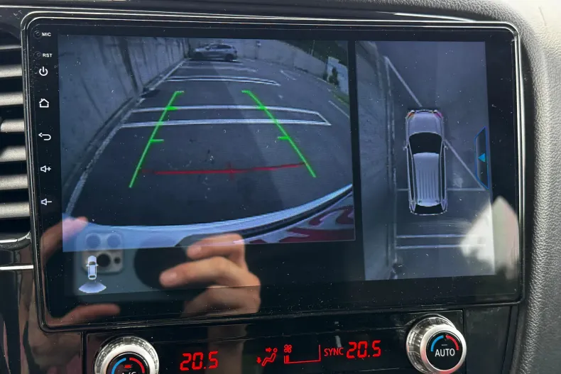 Mitsubishi Outlander din 2020 cu 120.512 km - oferta MIT143654 - foto 16