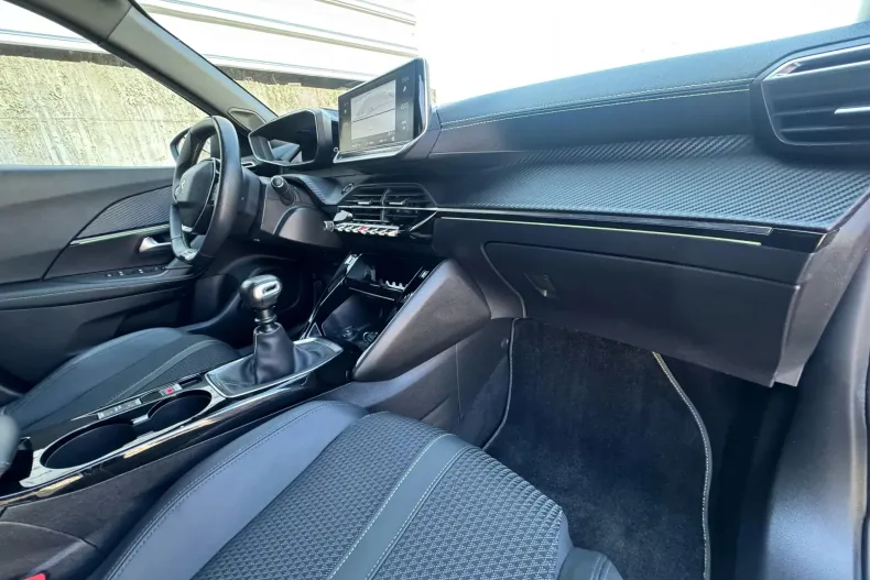 Peugeot 2008 din 2019 cu 54.782 km - oferta PEU143655 - foto 12