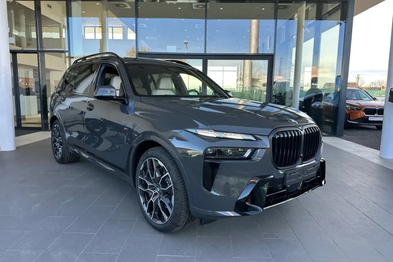 BMW X7 din 2025 cu 7 km - oferta BMW143660 - foto 1