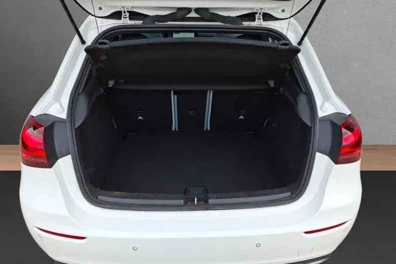 Mercedes-Benz A din 2023 cu 37.213 km - oferta MER143662 - foto 16