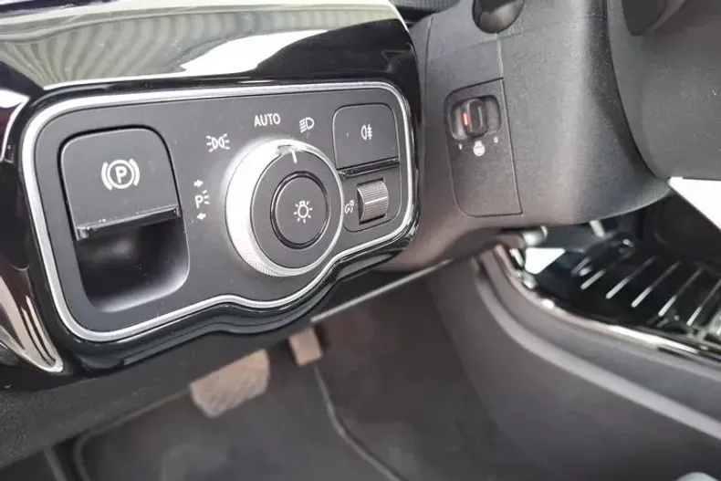 Mercedes-Benz A din 2023 cu 37.213 km - oferta MER143662 - foto 21