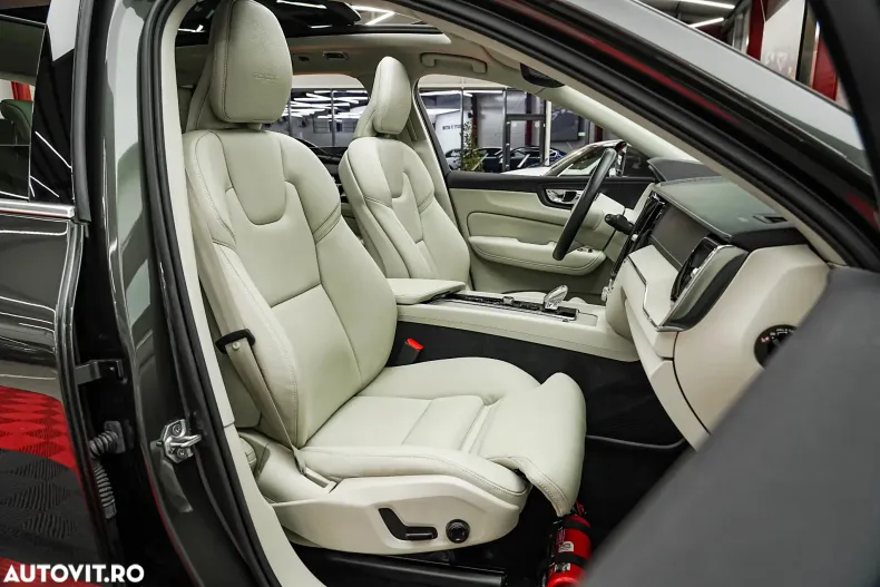Volvo XC60 din 2020 cu 166.000 km - oferta VOL143670 - foto 11