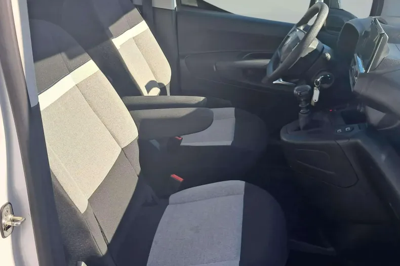 Citroën Berlingo din 2024 cu 21.552 km - oferta CIT143674 - foto 10