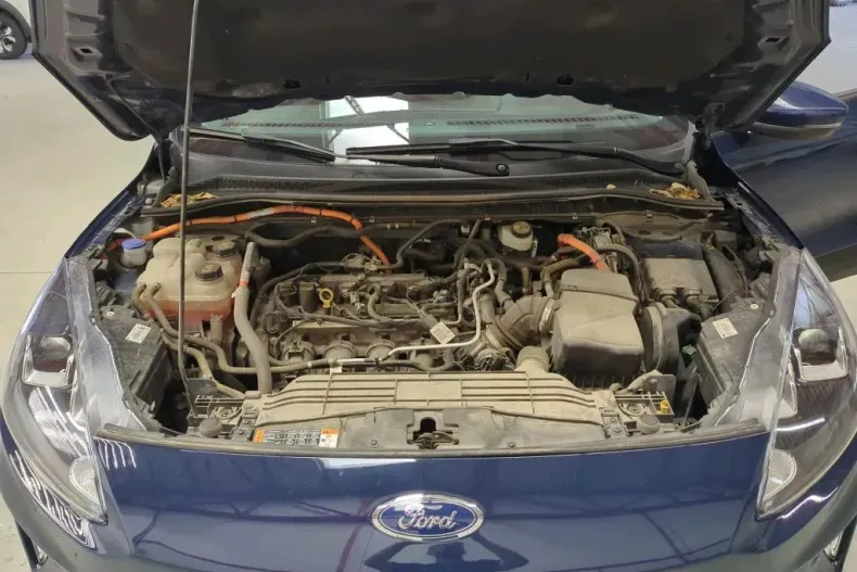 Ford Kuga din 2021 cu 92.050 km - oferta FOR143681 - foto 5