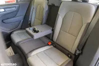 Volvo XC40 din 2022 cu 44.400 km - oferta VOL143686 - foto 22