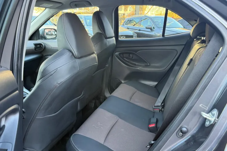 Toyota Yaris Cross din 2021 cu 42.044 km - oferta TOY143692 - foto 9