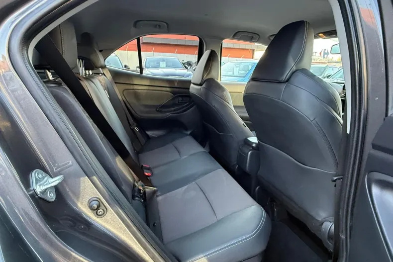 Toyota Yaris Cross din 2021 cu 42.044 km - oferta TOY143692 - foto 23