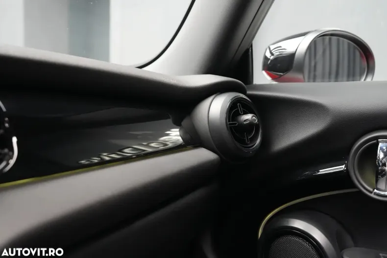 MINI Cooper S din 2021 cu 49.382 km - oferta MIN143720 - foto 26