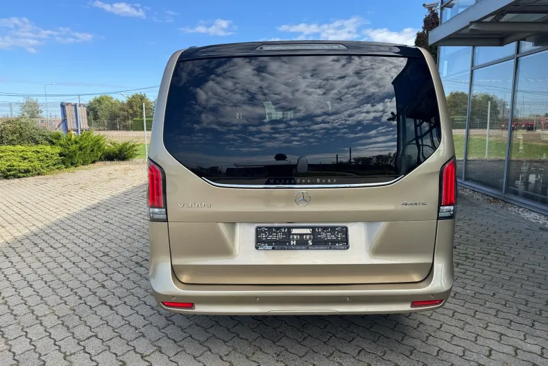 Mercedes-Benz V din 2024 cu 66.900 km - oferta MER143726 - foto 5