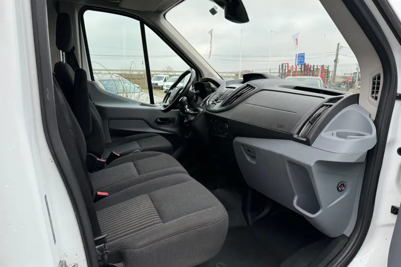 Ford Transit din 2019 cu 105.000 km - oferta FOR143730 - foto 11
