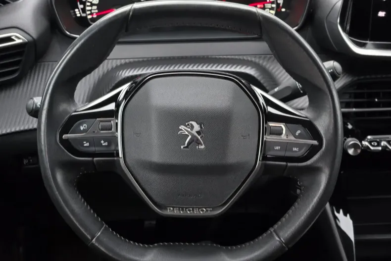 Peugeot 208 din 2023 cu 74.100 km - oferta PEU143732 - foto 7