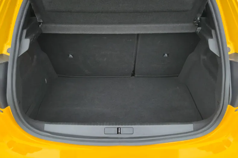 Peugeot 208 din 2023 cu 74.100 km - oferta PEU143732 - foto 30