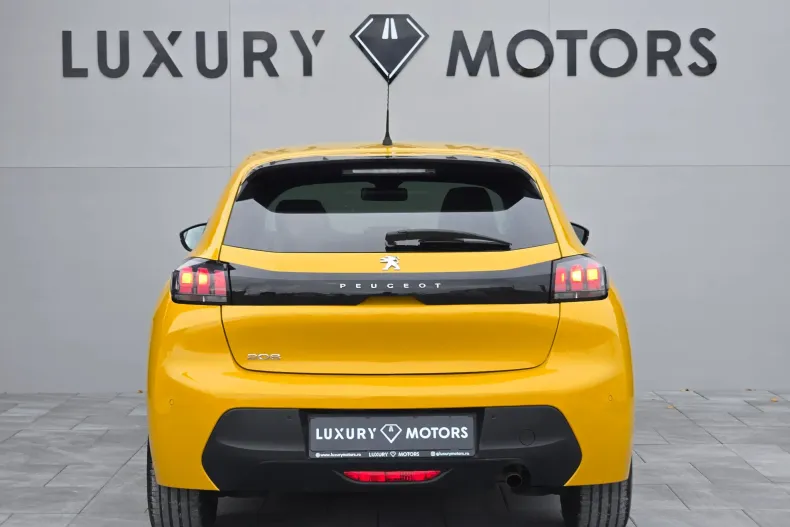 Peugeot 208 din 2023 cu 74.100 km - oferta PEU143732 - foto 33