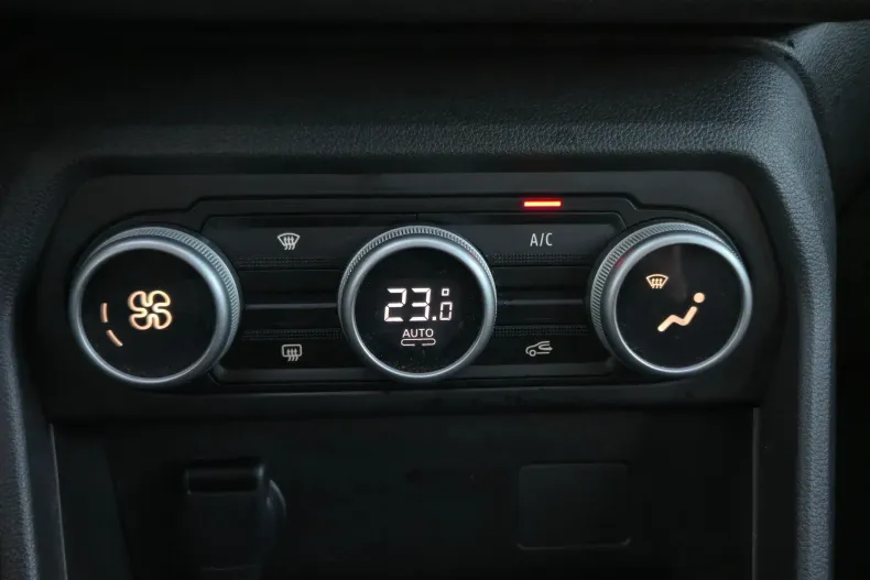 Dacia Sandero din 2023 cu 16.500 km - oferta DAC143734 - foto 9