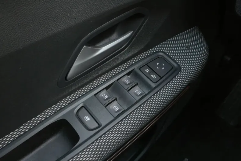 Dacia Sandero din 2023 cu 16.500 km - oferta DAC143734 - foto 17