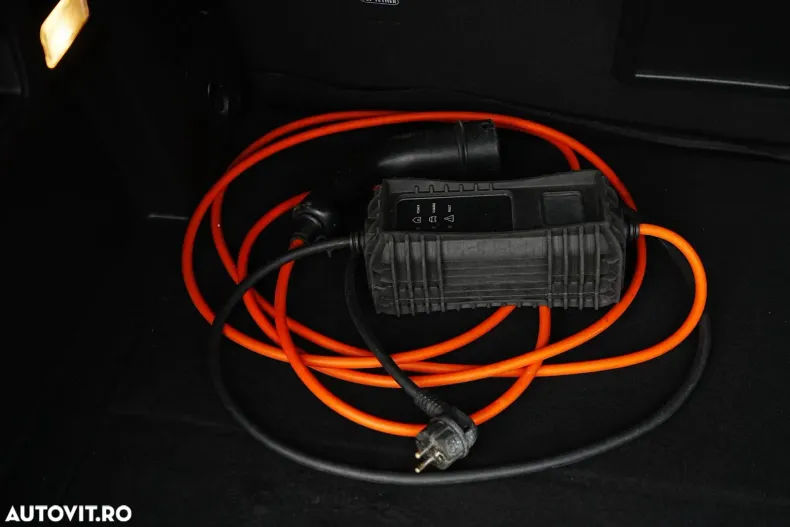 Peugeot 3008 din 2021 cu 144.890 km - oferta PEU143737 - foto 30