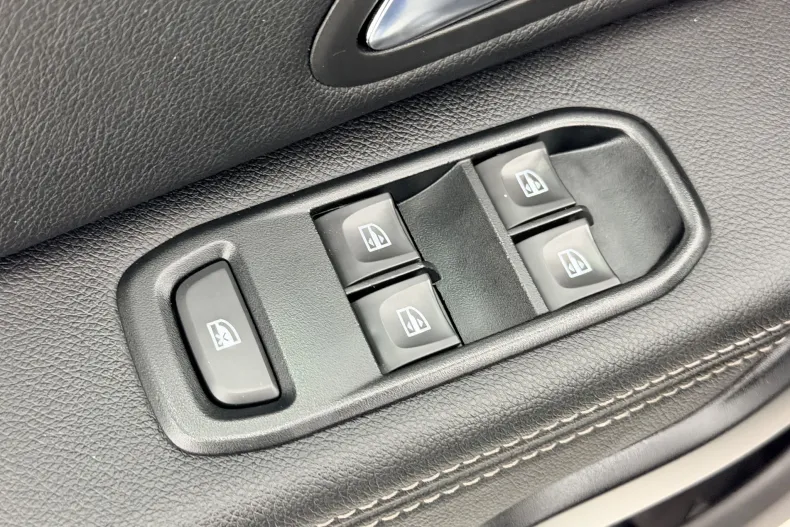 Dacia Duster din 2021 cu 127.700 km - oferta DAC143764 - foto 10