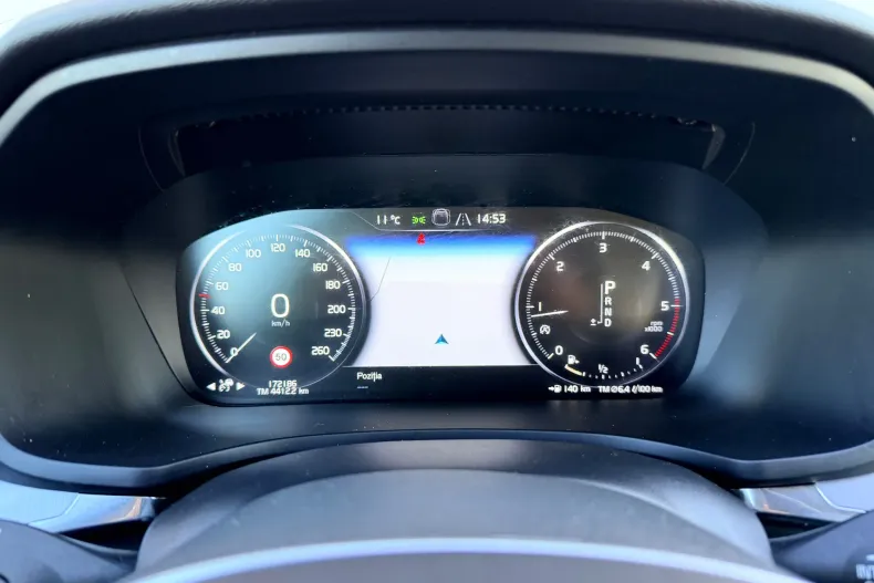 Volvo V60 din 2019 cu 172.000 km - oferta VOL143769 - foto 34