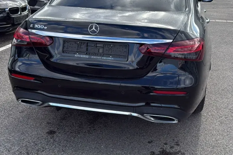 Mercedes-Benz E din 2022 cu 77.050 km - oferta MER143772 - foto 2