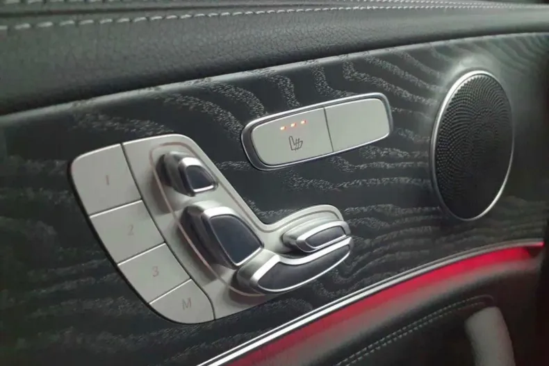 Mercedes-Benz E din 2022 cu 77.050 km - oferta MER143772 - foto 8