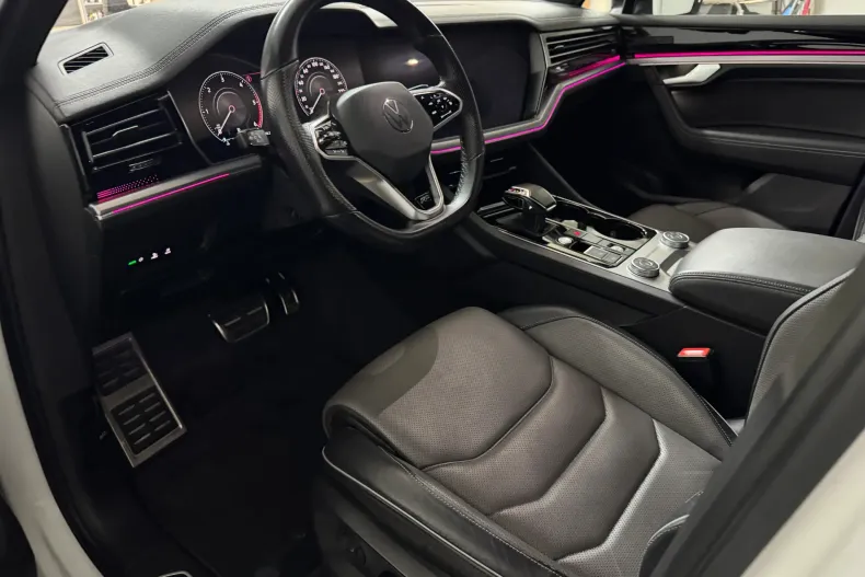 Volkswagen Touareg din 2020 cu 156.000 km - oferta VOL143778 - foto 8