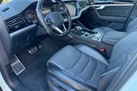 Volkswagen Touareg din 2020 cu 156.000 km - oferta VOL143778 - foto 12