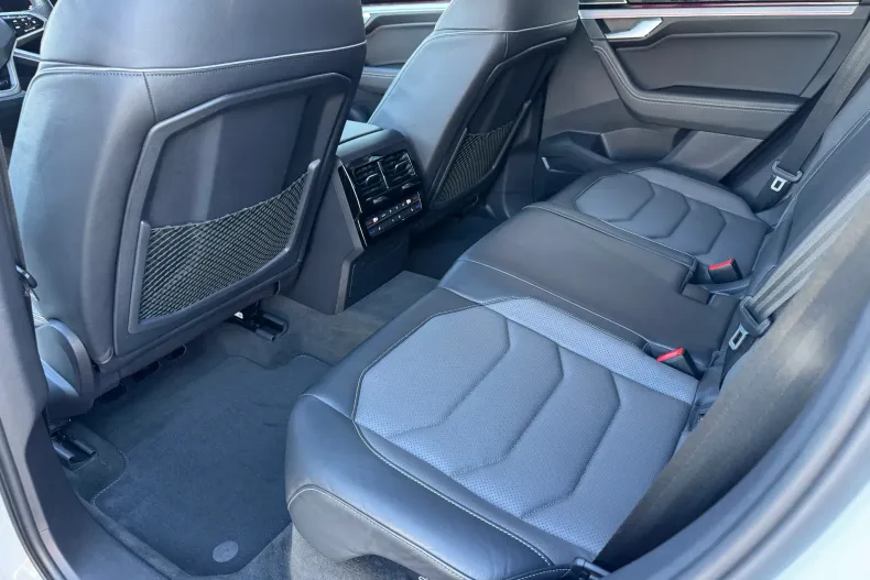 Volkswagen Touareg din 2020 cu 156.000 km - oferta VOL143778 - foto 14