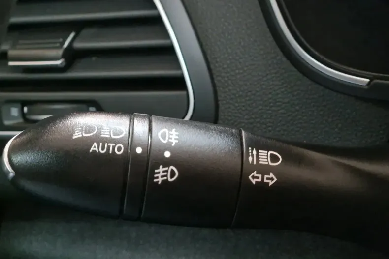 Renault Megane din 2020 cu 151.222 km - oferta REN143782 - foto 23