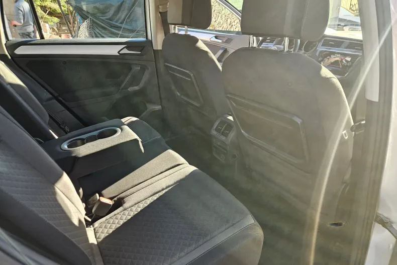 Volkswagen Tiguan din 2020 cu 48.000 km - oferta VOL143790 - foto 12