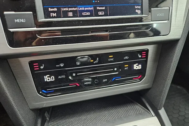 Volkswagen Passat din 2021 cu 59.000 km - oferta VOL143792 - foto 7