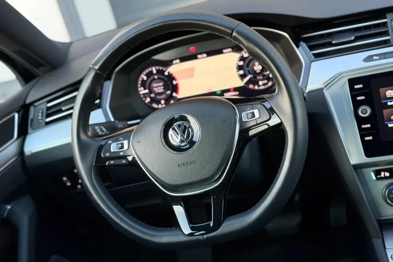 Volkswagen Passat din 2019 cu 162.850 km - oferta VOL143811 - foto 22
