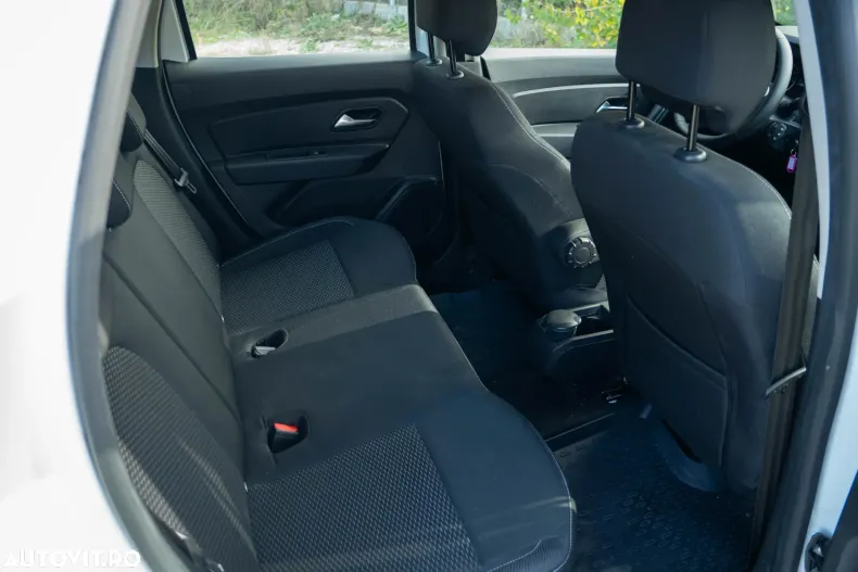 Dacia Duster din 2021 cu 76.600 km - oferta DAC143812 - foto 20